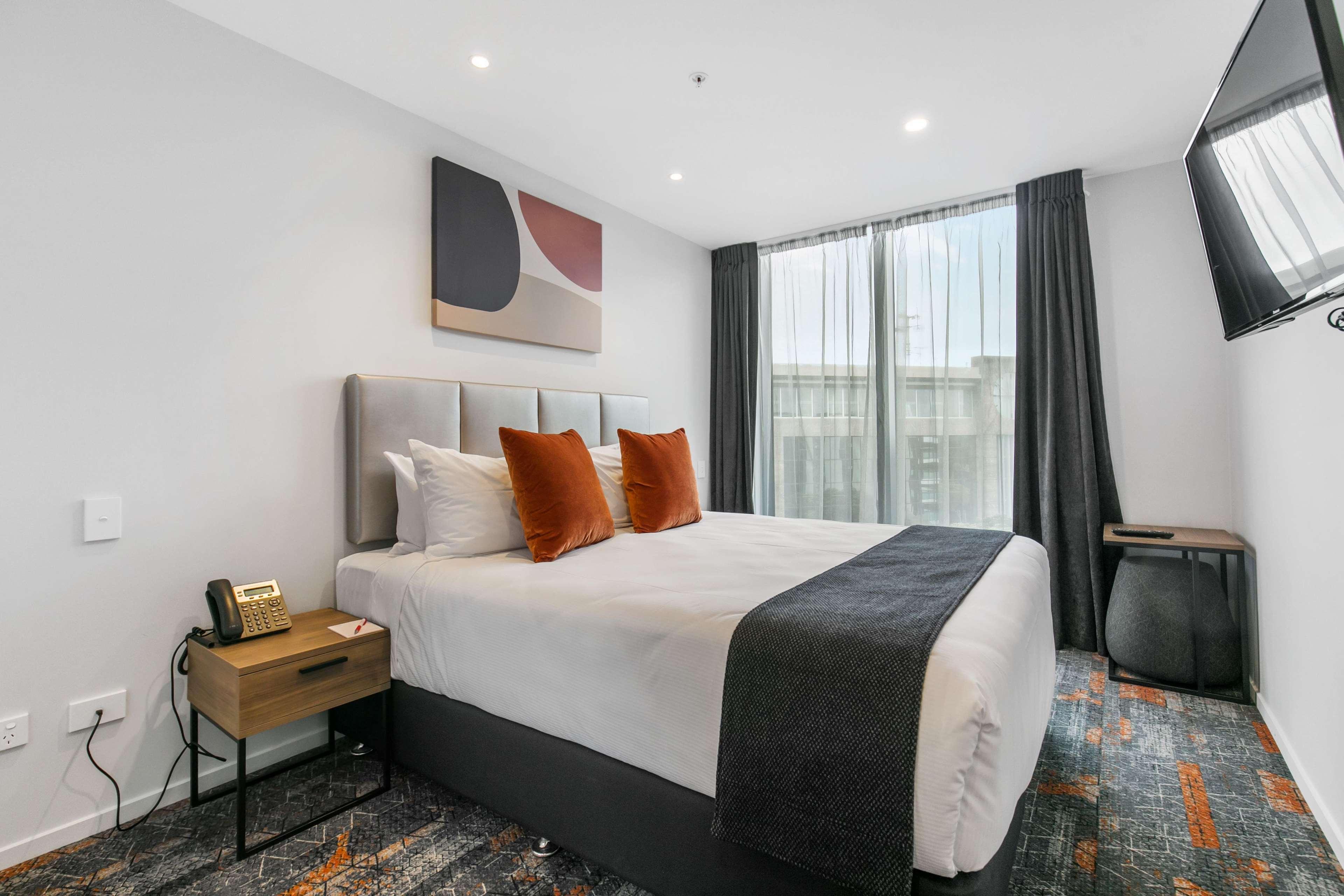 Ramada By Wyndham Newmarket Окленд Экстерьер фото