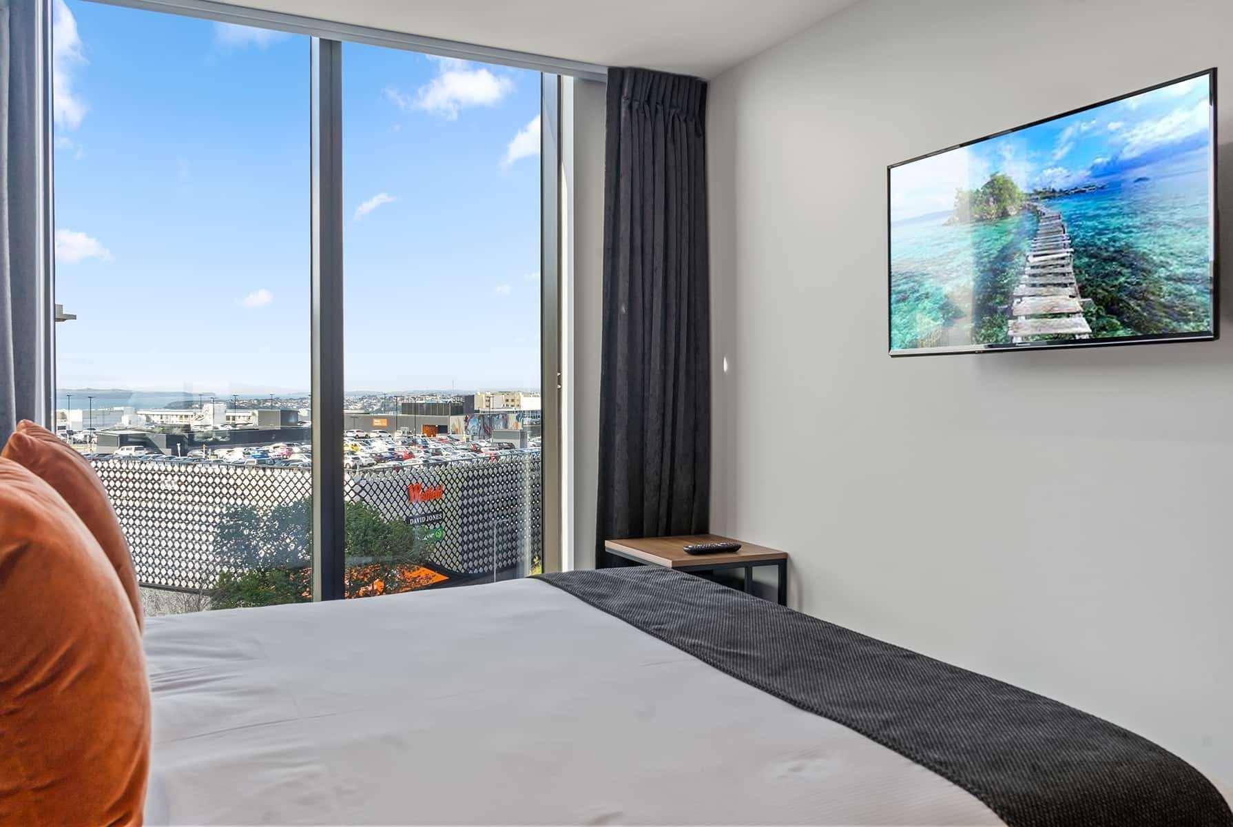 Ramada By Wyndham Newmarket Окленд Экстерьер фото