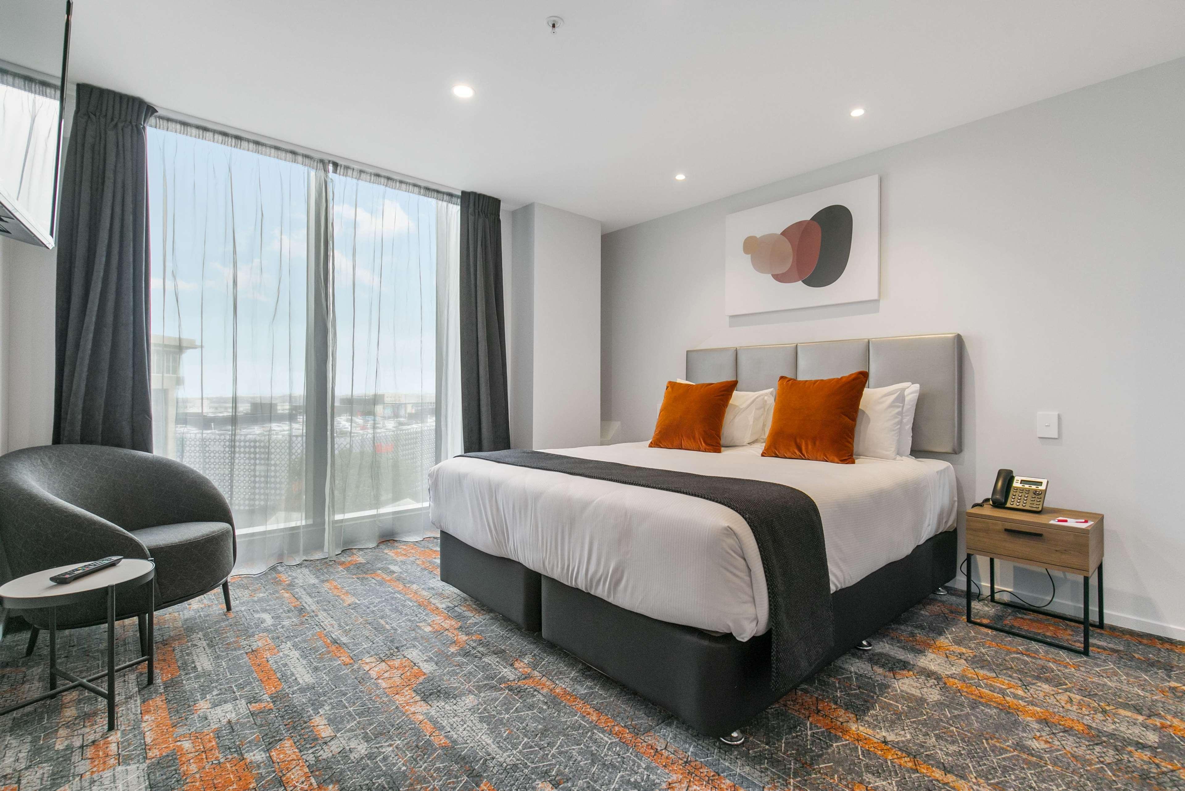 Ramada By Wyndham Newmarket Окленд Экстерьер фото